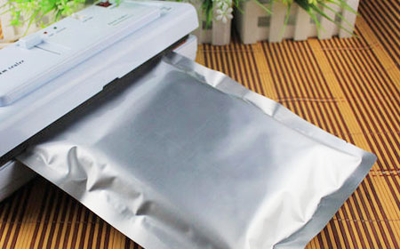 真空包裝的鋁箔袋和透明塑料袋有區(qū)別嗎？